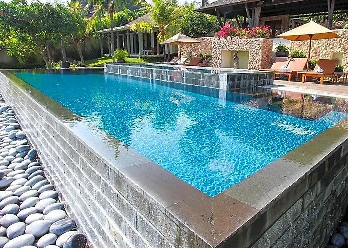 Bukit Segara 4*